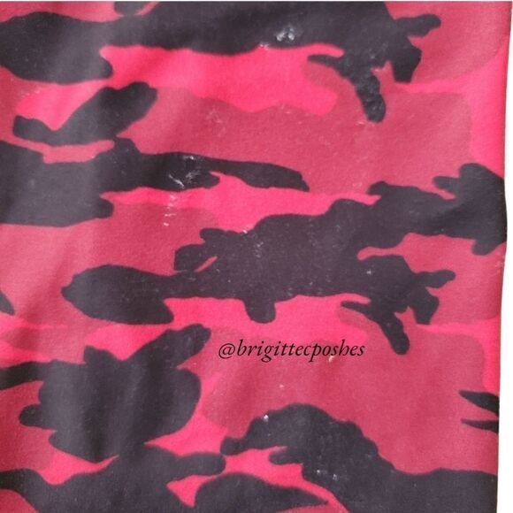 FLYWHEEL Black/Red Camouflage Legging - Picture 4 of 8
